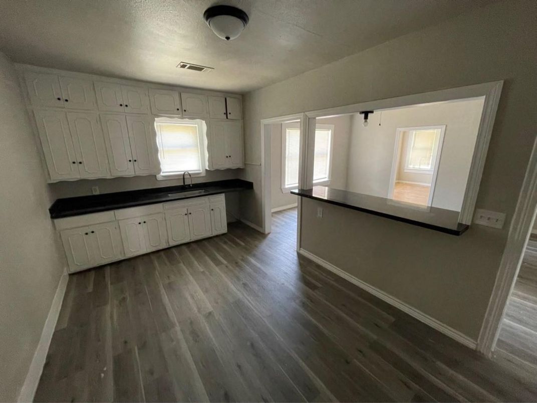 Empty room, Interior, Kitchen, Wood Texture Flooring