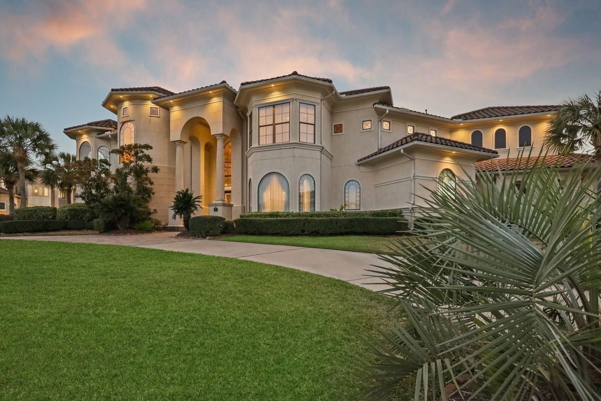 Attached, Backyard, Exterior, Facade, Mediterranean