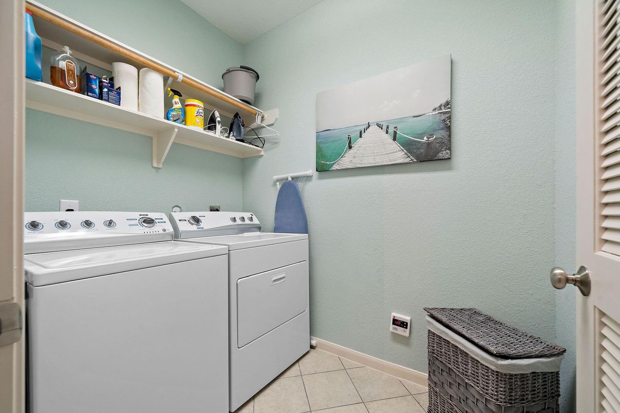 Interior, Washer