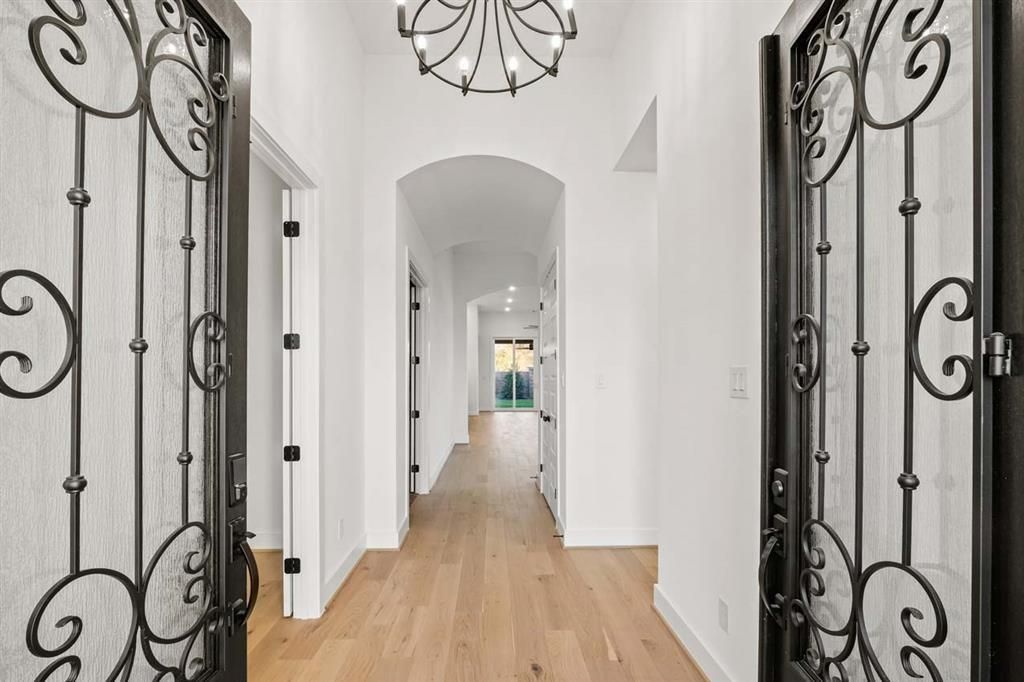 Chandelier, Interior, Wood Texture Flooring