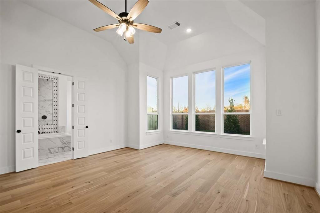Empty room, Interior, Marble, Recessed Lighting, Wood Texture Flooring