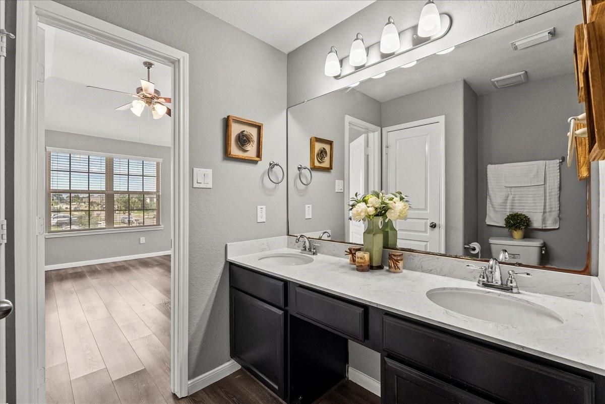 Bathroom, Dual Sink Vanities, Interior, Wood Texture Flooring