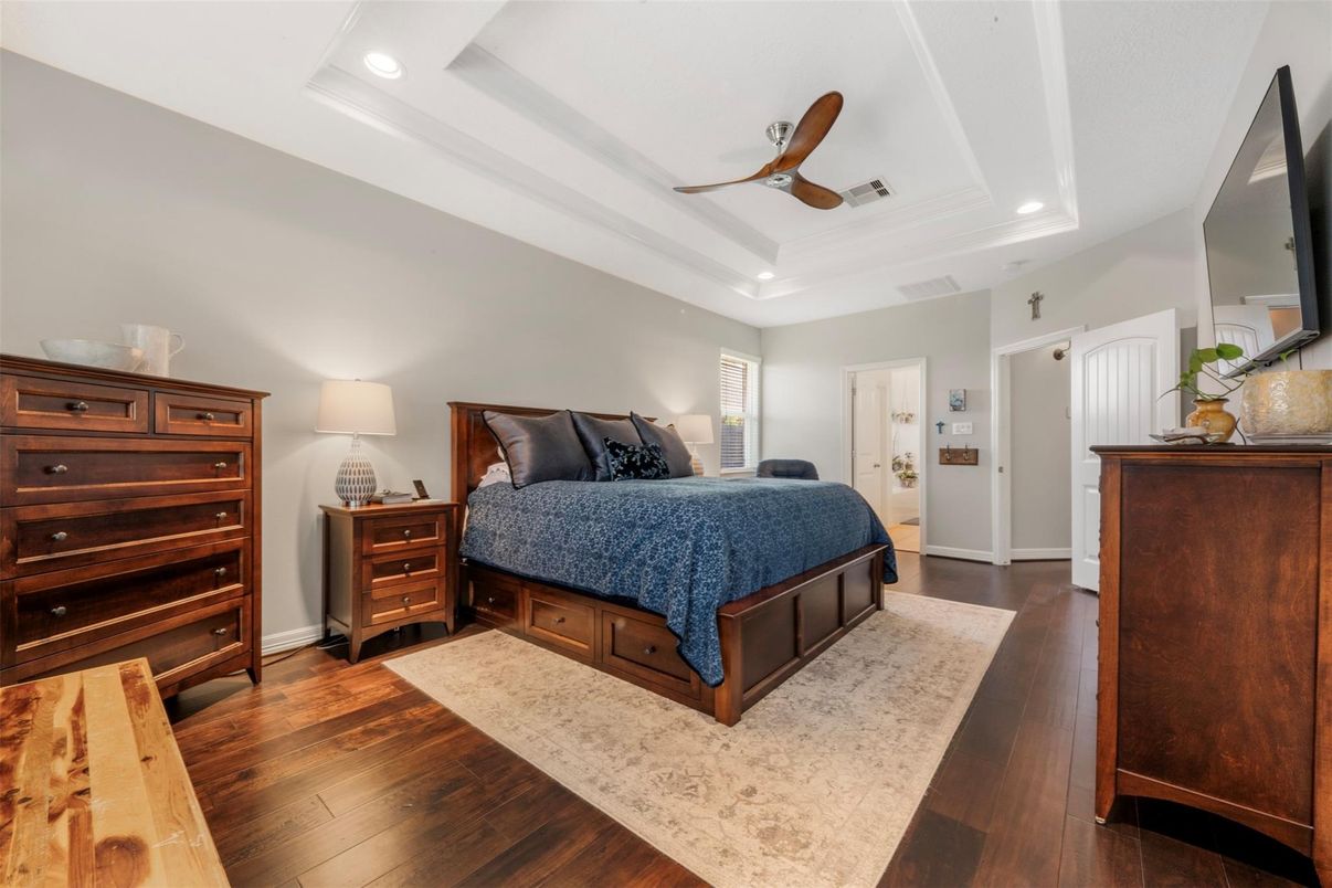 Bedroom, Interior, Recessed Lighting, Wood Texture Flooring