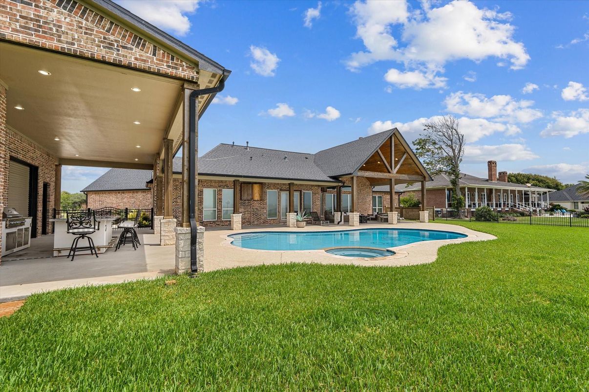 Backyard, Exterior, Pool
