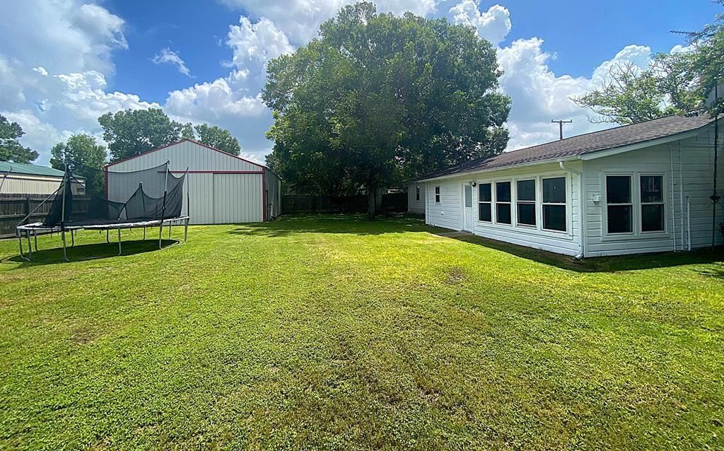 Backyard, Exterior, Playground