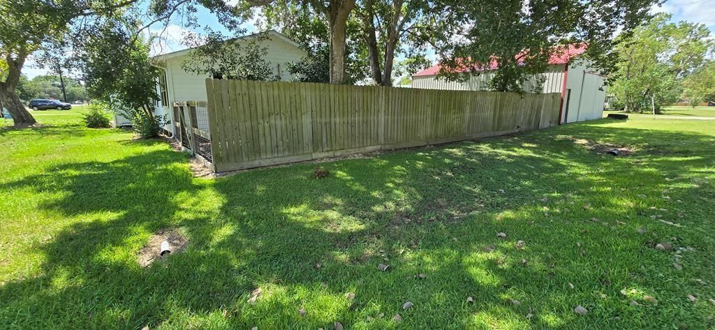 Backyard, Exterior