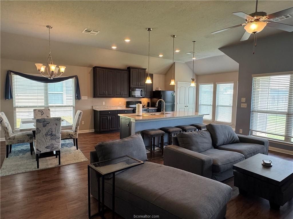 Chandelier, Dining room, Interior, Kitchen, Living room, Pendant Lights, Recessed Lighting, Wood Texture Flooring