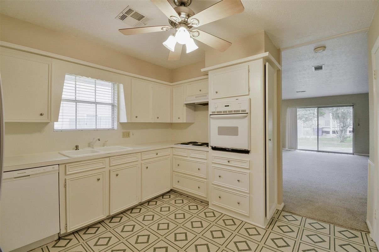 Interior, Kitchen