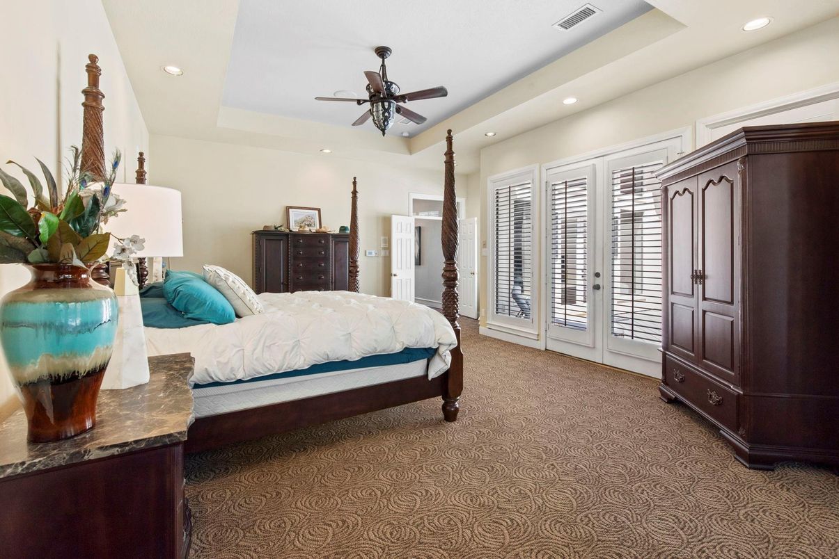 Bedroom, Interior, Recessed Lighting