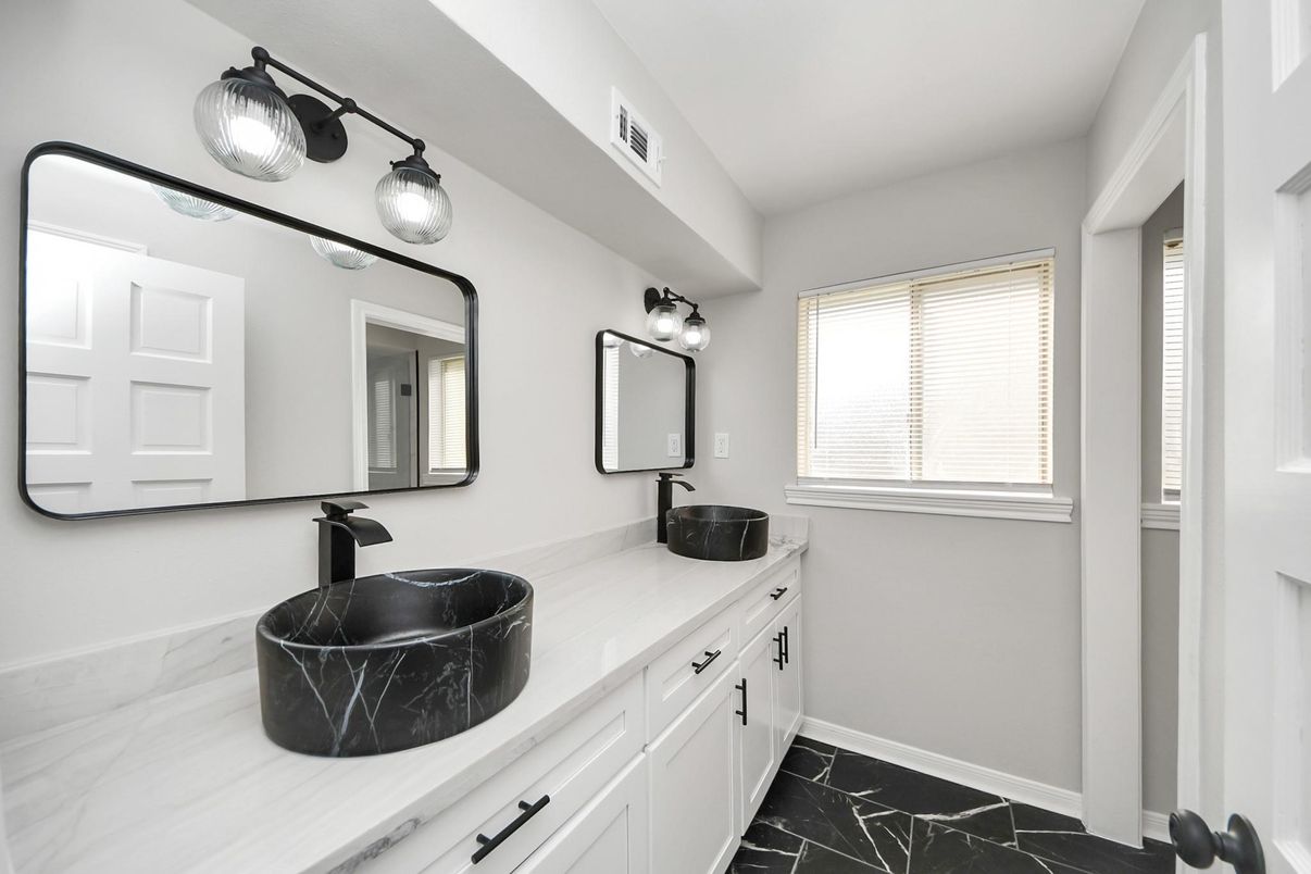 Bathroom, Dual Sink Vanities, Interior, Marble