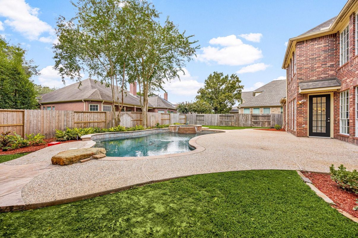 Backyard, Exterior, Pool