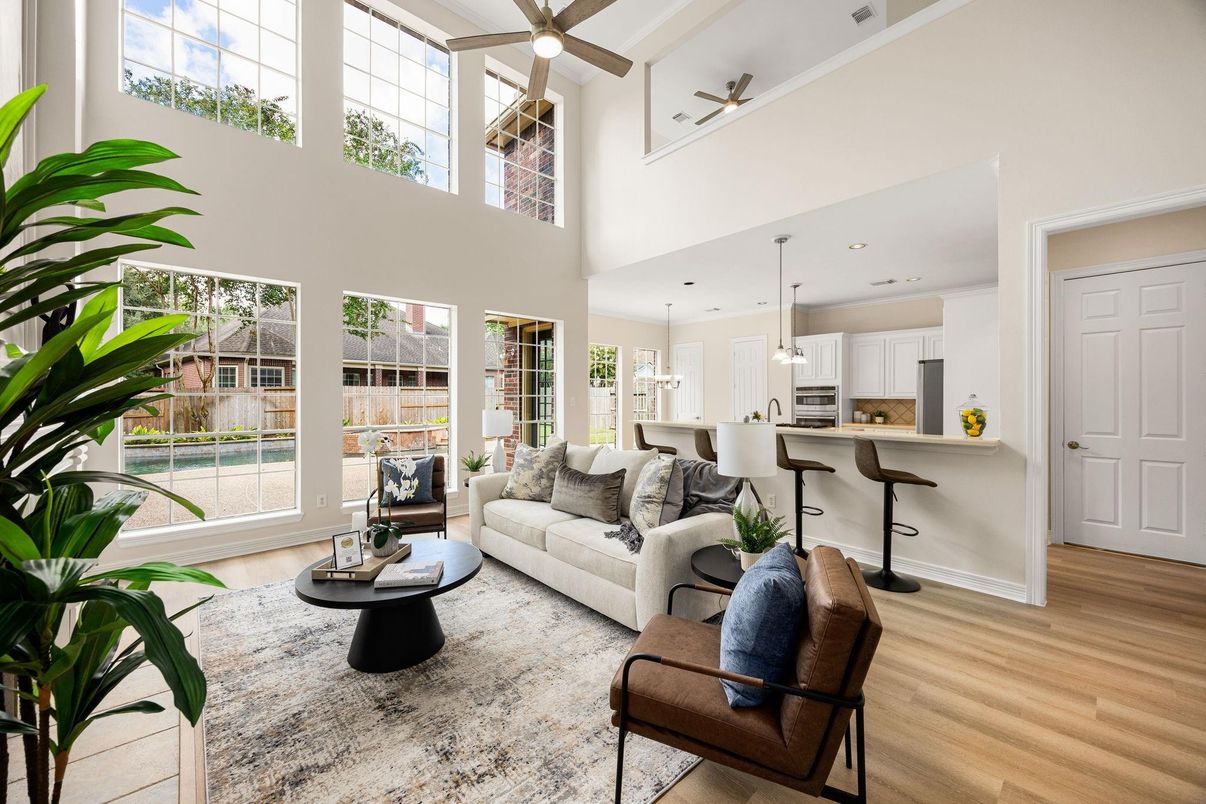 Interior, Kitchen, Living room, Pendant Lights, Recessed Lighting, Wood Texture Flooring