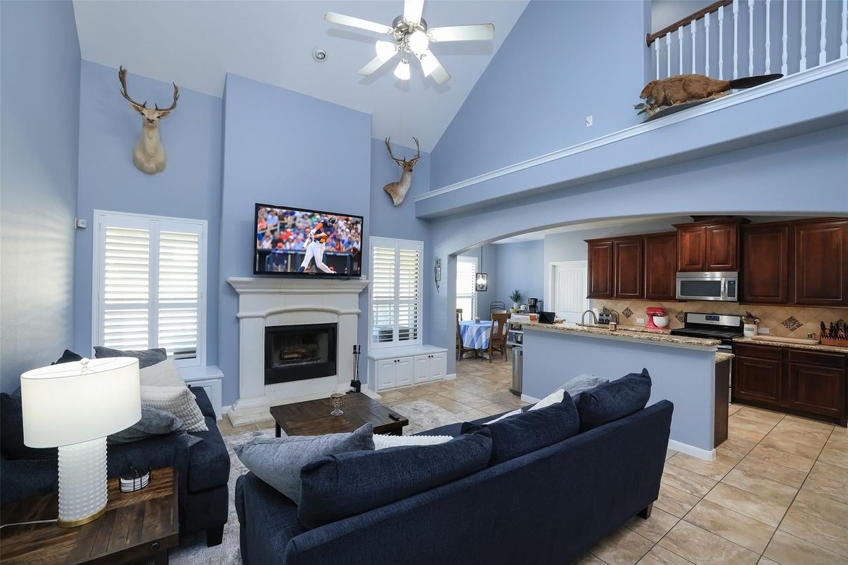 Fireplace, Interior, Kitchen, Living room, Stainless Steel Appliances