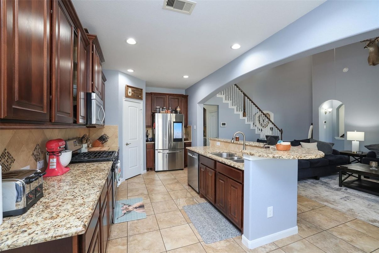 Interior, Kitchen, Living room, Recessed Lighting, Stainless Steel Appliances