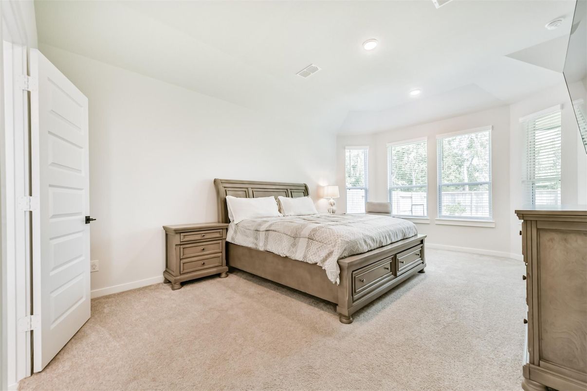 Bedroom, Interior, Recessed Lighting