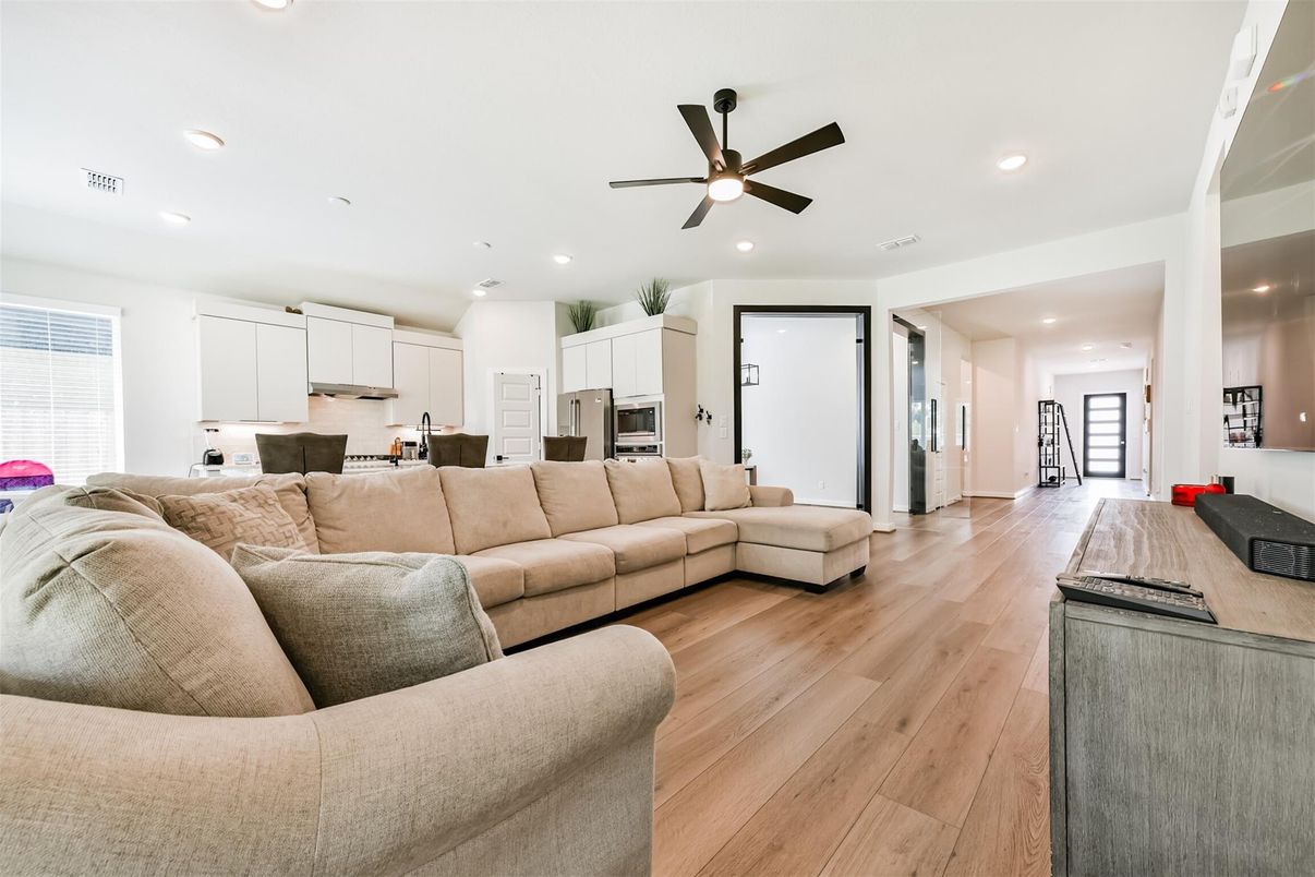 Interior, Kitchen, Living room, Recessed Lighting, Wood Texture Flooring