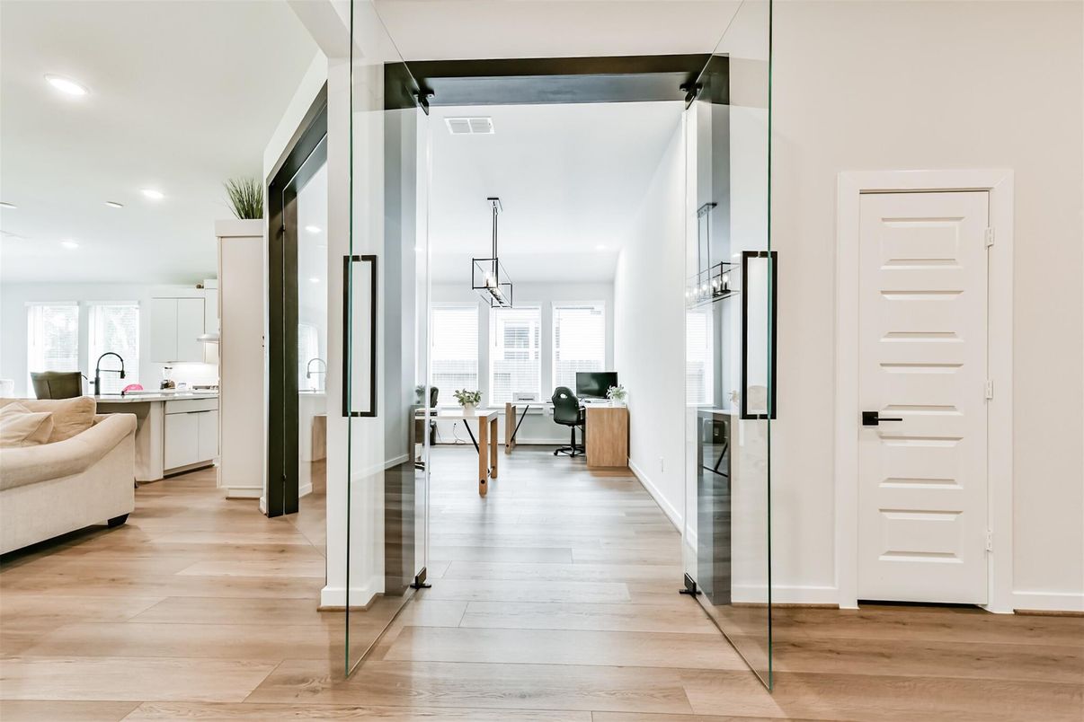 Interior, Kitchen, Pendant Lights, Recessed Lighting, Wood Texture Flooring