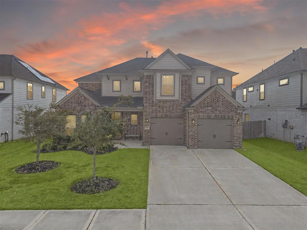 Attached, Exterior, Facade, Brick Facade, Brick Traditional
