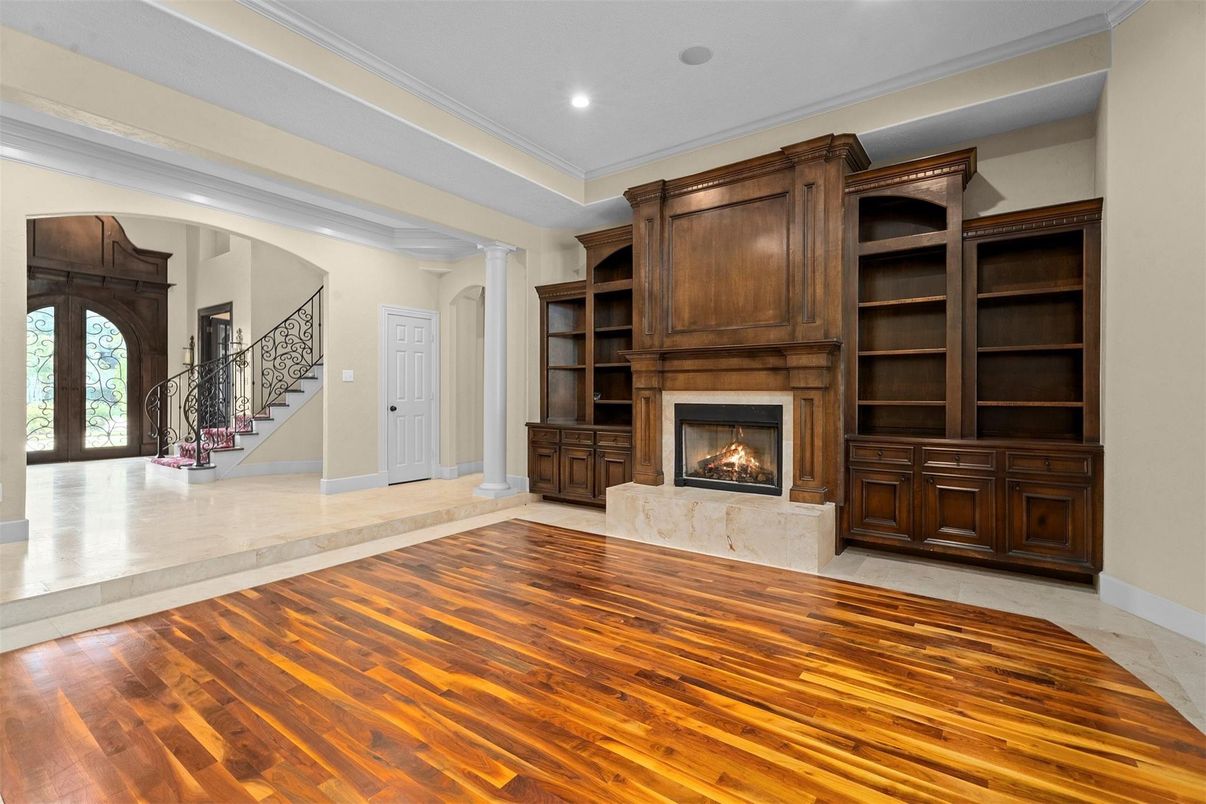 Fireplace, Interior, Recessed Lighting, Wood Texture Flooring