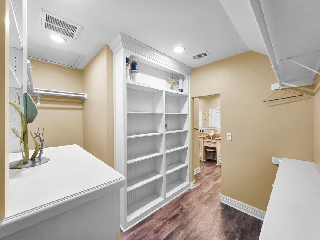Interior, Recessed Lighting, Walk-in Closets, Wood Texture Flooring