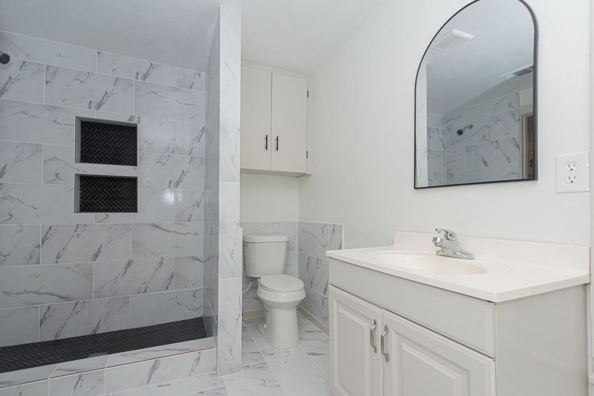 Bathroom, Interior, Marble, Marble Walls