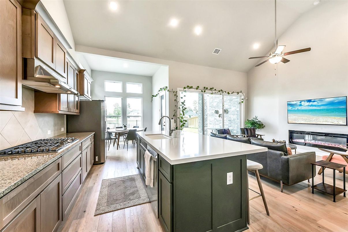 Dining room, Interior, Kitchen, Living room, Recessed Lighting, Wood Texture Flooring