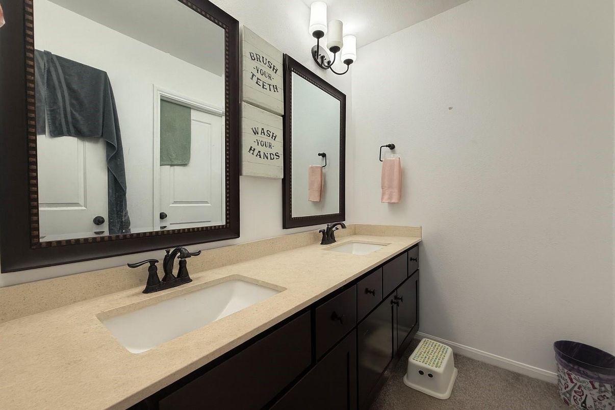 Bathroom, Dual Sink Vanities, Interior