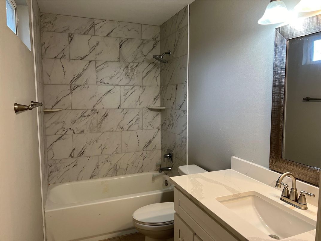 Bathroom, Interior, Marble Walls