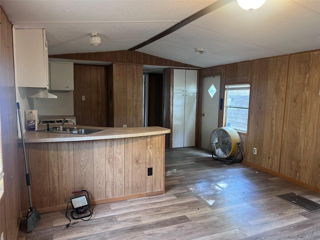 Interior, Kitchen, Wood Texture Flooring, Wooden Walls