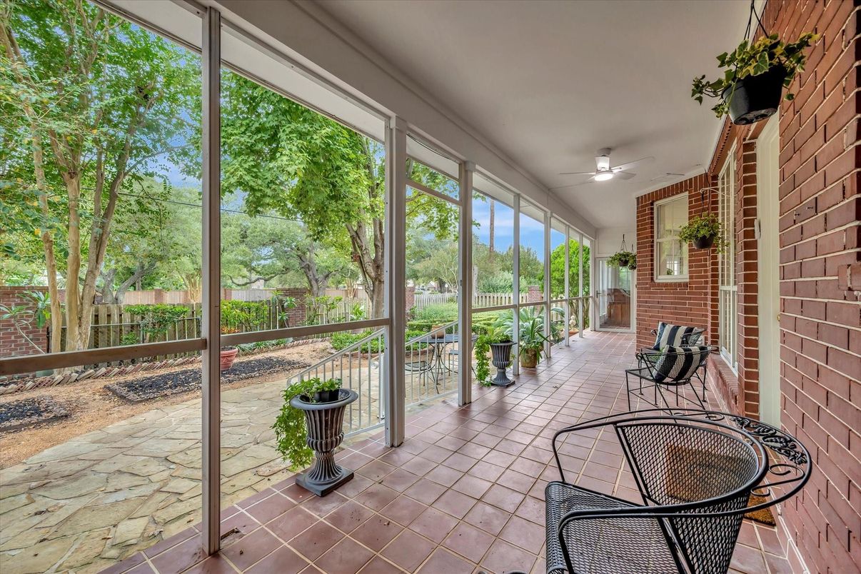Interior, Stone Walls, Sun Room