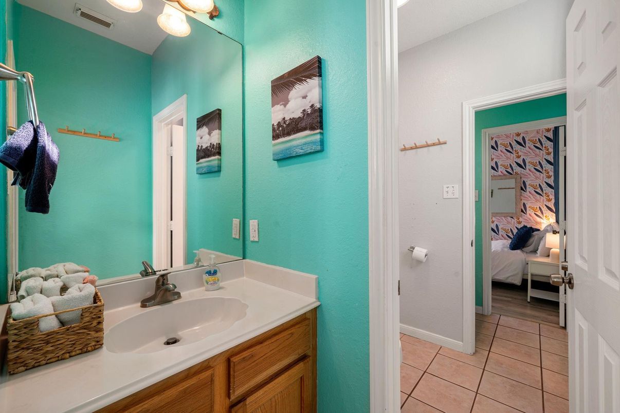 Bathroom, Bedroom, Interior