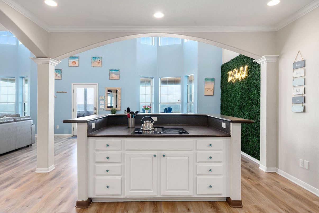 Interior, Kitchen, Recessed Lighting, Wood Texture Flooring