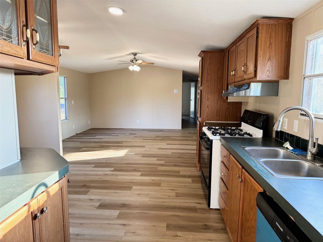 Interior, Kitchen, Recessed Lighting, Wood Texture Flooring