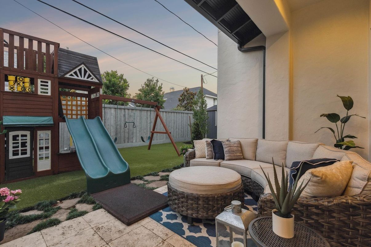 Backyard, Exterior, Playground