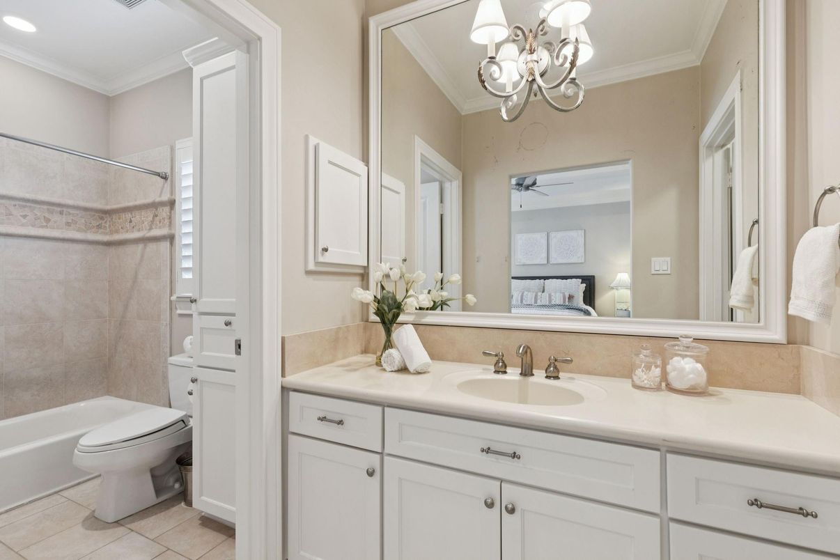Bathroom, Bedroom, Chandelier, Interior, Recessed Lighting