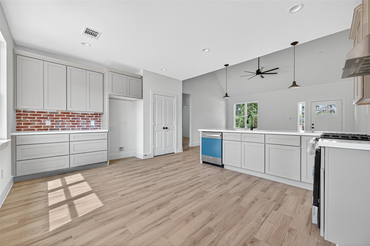 Interior, Kitchen, Pendant Lights, Recessed Lighting, Wood Texture Flooring