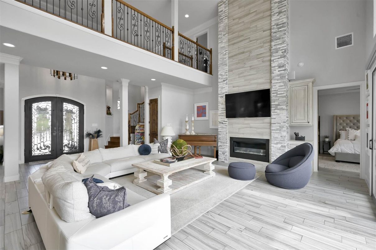 Bedroom, Fireplace, Interior, Living room, Recessed Lighting, Wood Texture Flooring