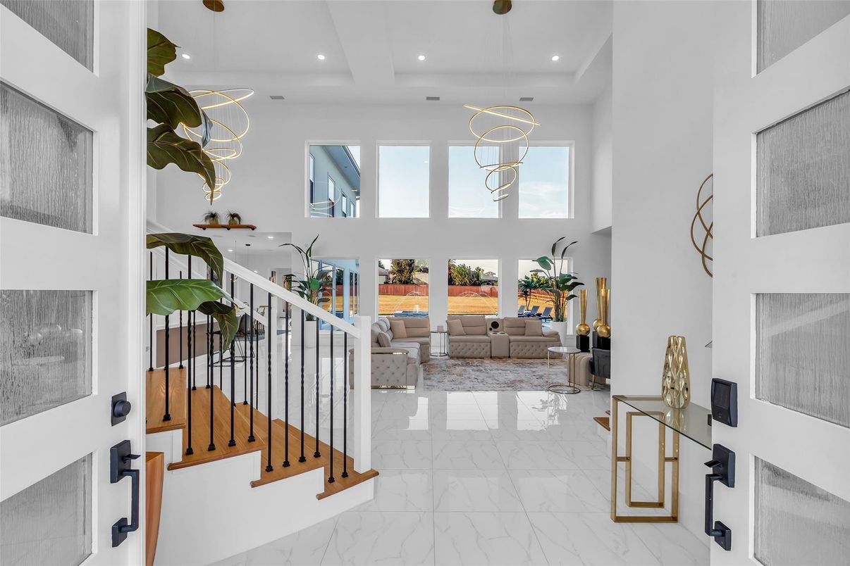 Interior, Living room, Marble, Pendant Lights, Recessed Lighting