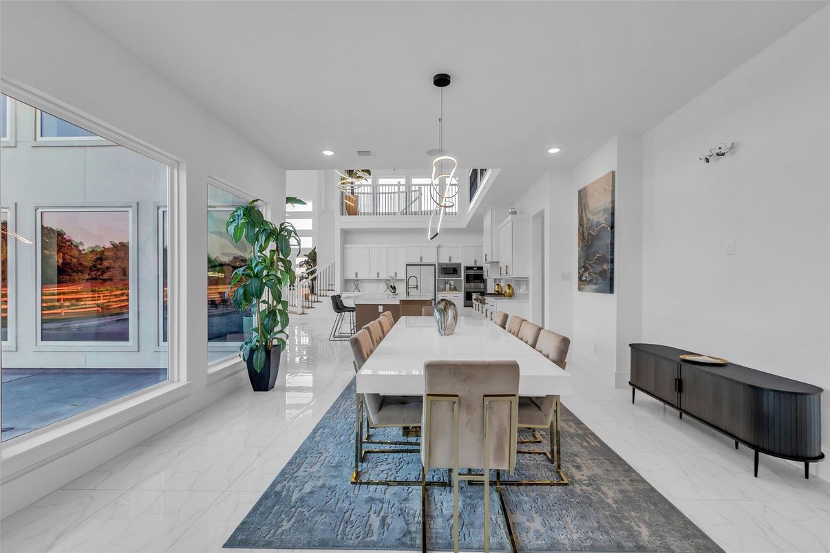 Dining room, Interior, Kitchen, Marble, Pendant Lights, Recessed Lighting