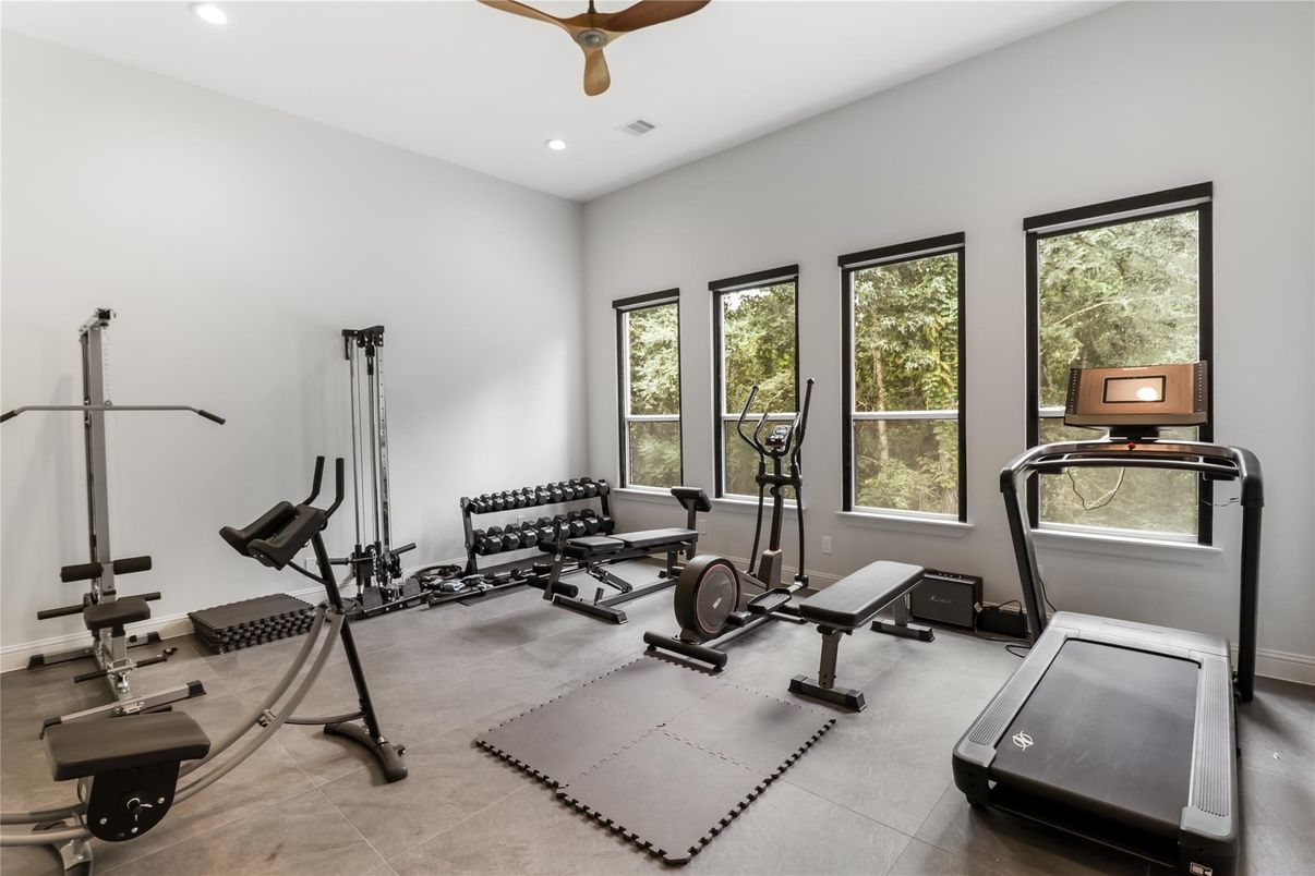 Fitness Equipment, Interior, Recessed Lighting