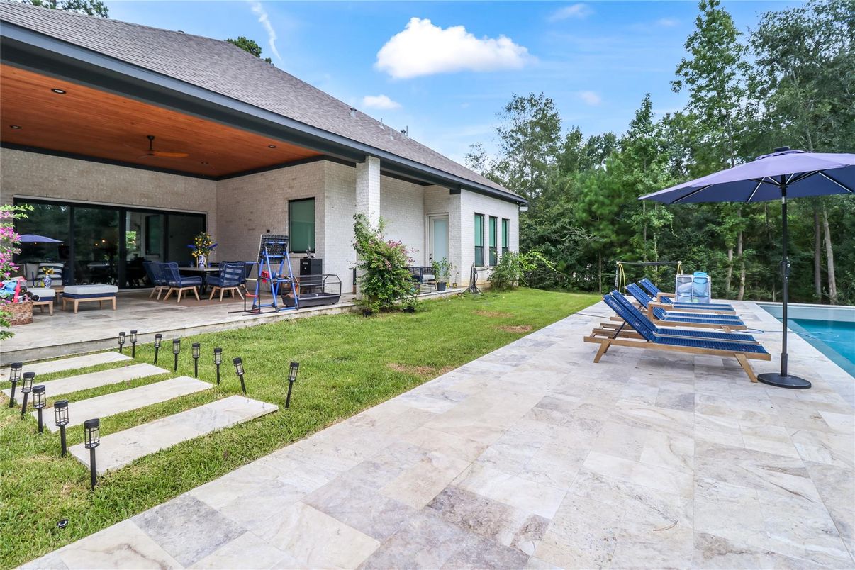 Backyard, Exterior, Pool