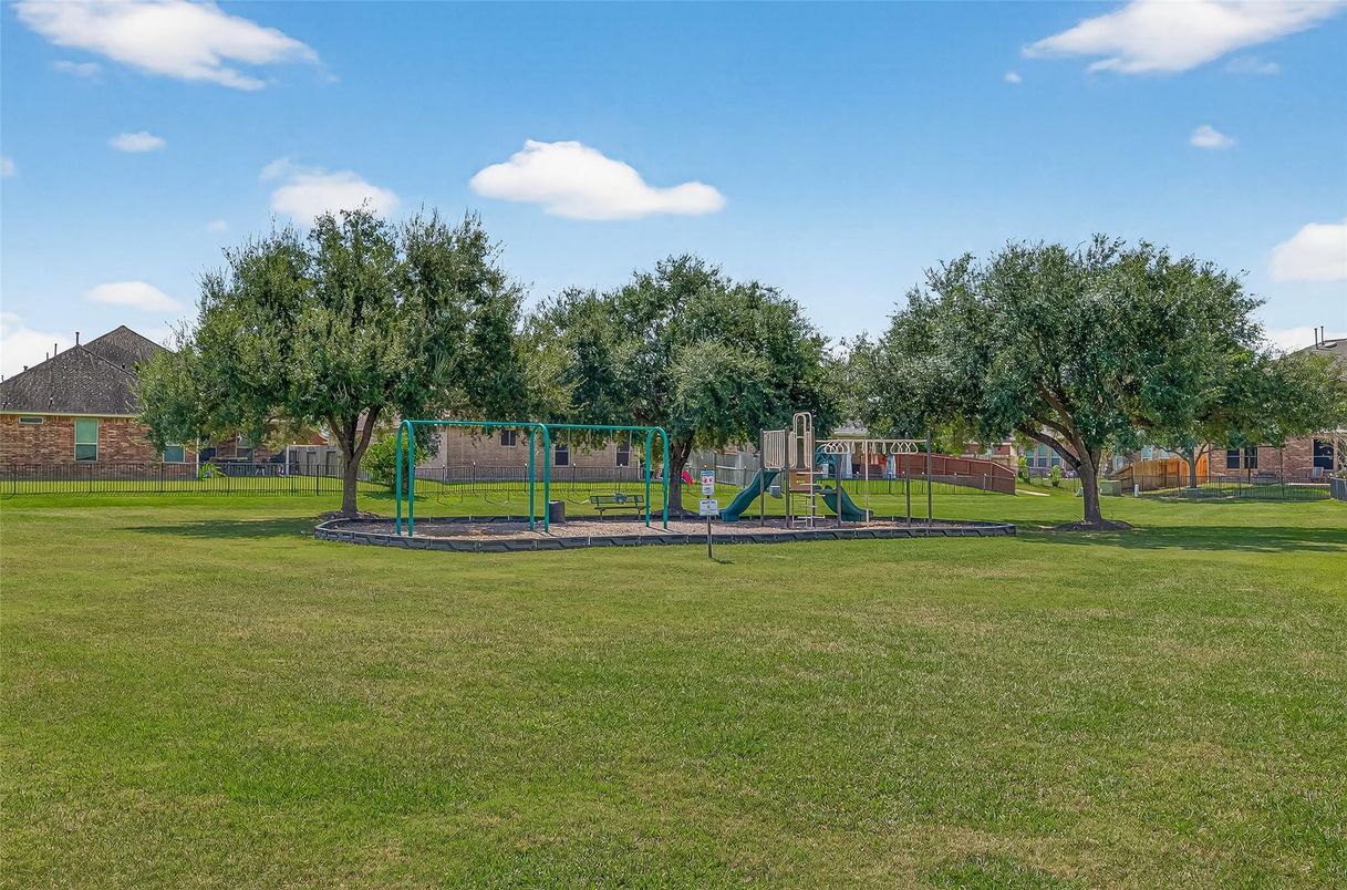Backyard, Exterior, Playground
