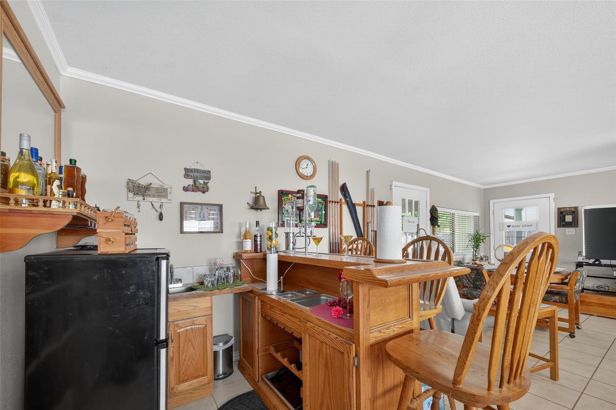 Dining room, Interior