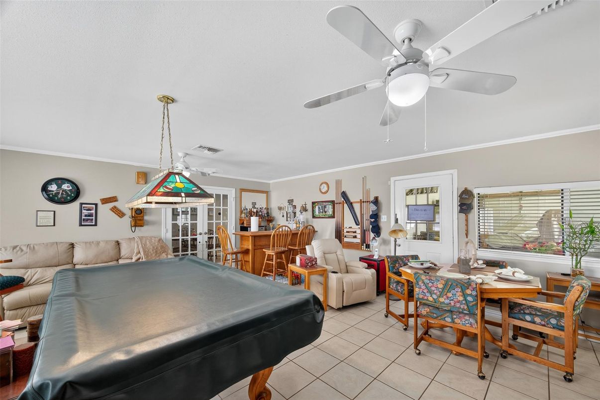 Billiard Table, Game Room, Interior, Living room, Pendant Lights