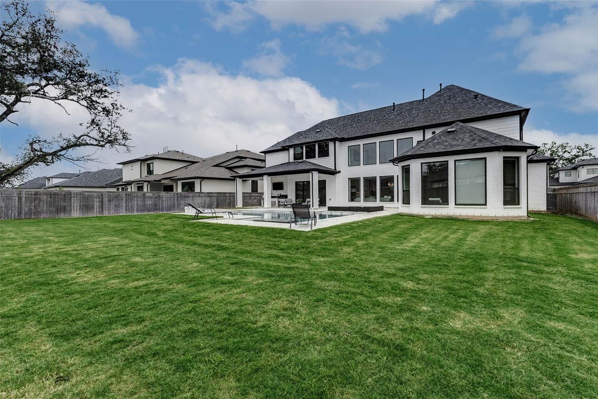Backyard, Exterior, Pool