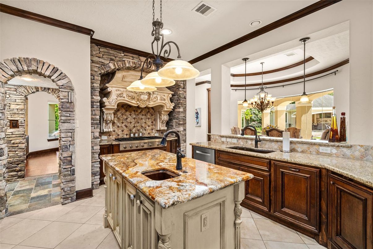 Chandelier, Interior, Kitchen, Pendant Lights, Recessed Lighting, Stone Walls