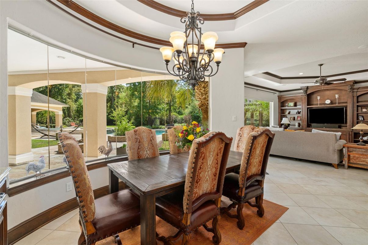 Chandelier, Dining room, Interior, Living room