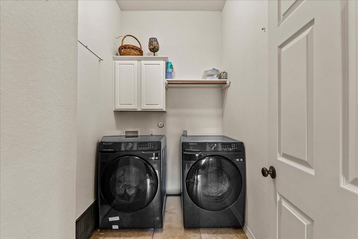 Interior, Washer