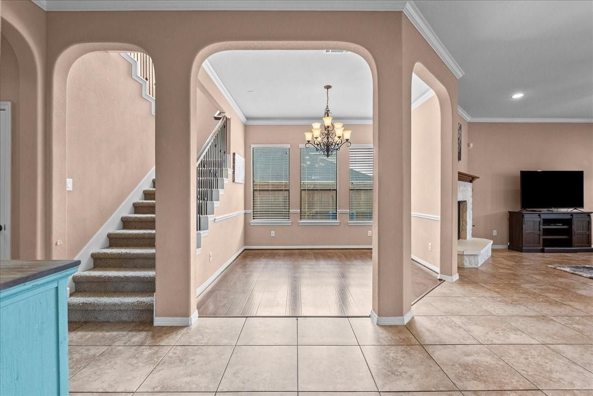 Chandelier, Interior, Recessed Lighting
