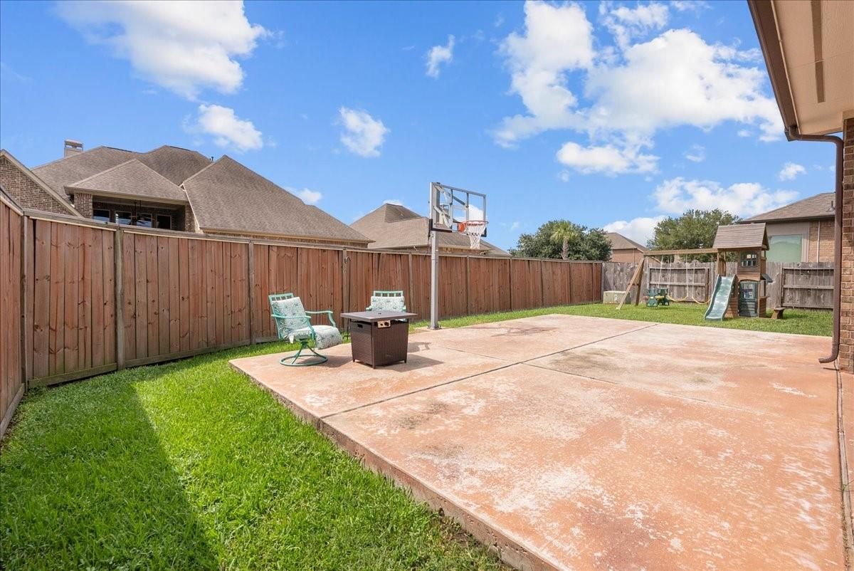 Backyard, Exterior, Playground